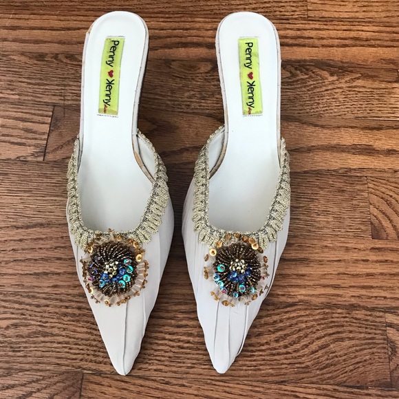 Penny Loves Kenny Lovely bead embroidered kitten heels women’s - Picture 2 of 11